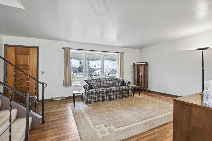 More Photos Of 10179 Johnstown Rd, New Albany Land For Sale