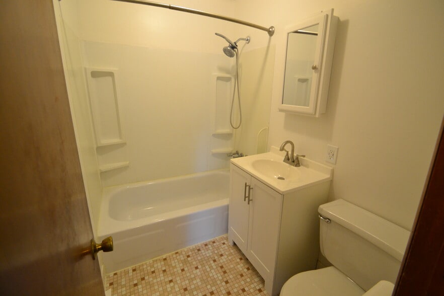 More Photos Of 510 Piermont Ave, Piermont General Retail For Sale