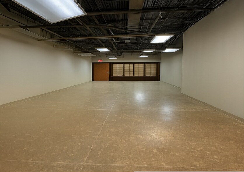 More Photos Of 250 Avenue K SW, Winter Haven Medical For Lease