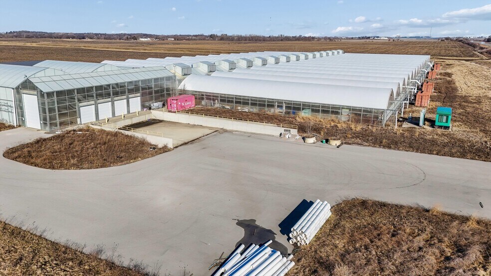 More Photos Of 1802 Industrial Park Dr, Ellsworth Industrial For Sale