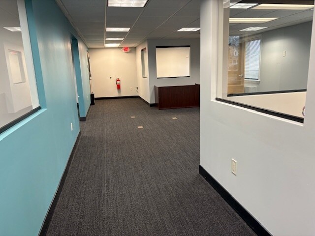 More Photos Of 66 Glen Ave, Glen Rock Office For Lease