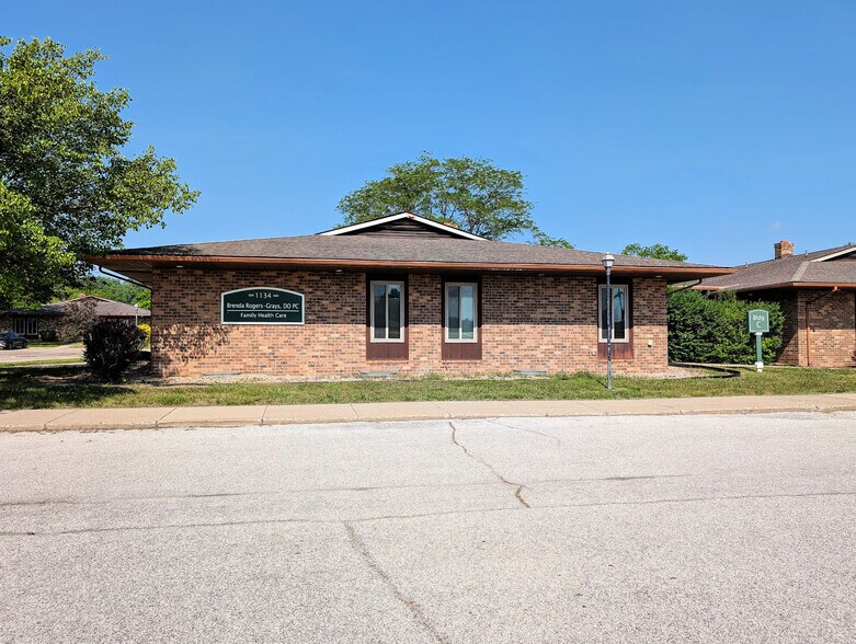 More Photos Of 1134 S Linden Rd, Flint Medical For Sale