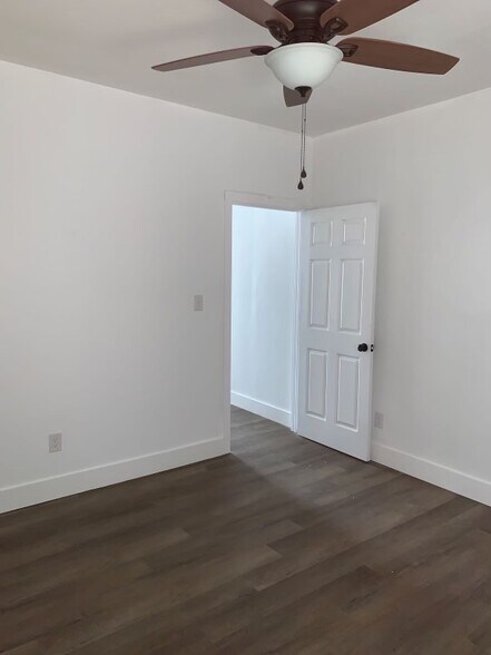 More Photos Of 208-214 Main St, Toronto Storefront Retail Residential For Sale