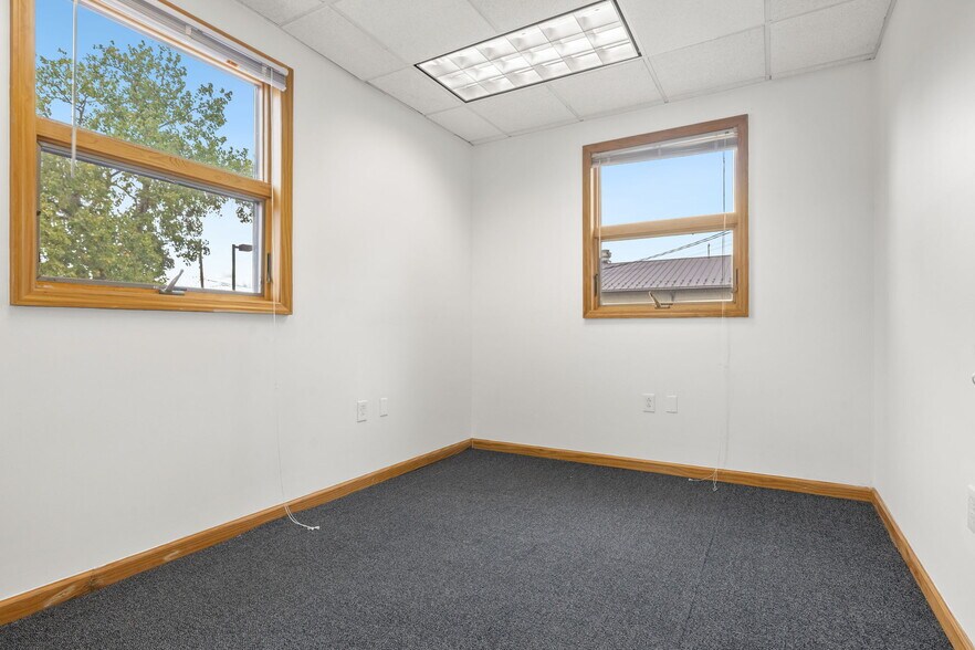 More Photos Of 948 Homestead Ave, Maybrook Office For Lease