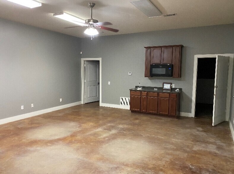 More Photos Of 1611 State Highway 276, Rockwall Unknown For Lease