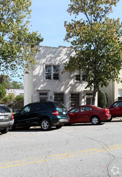 Primary Photo Of 115 W Pennsylvania Ave, Southern Pines Office For Lease