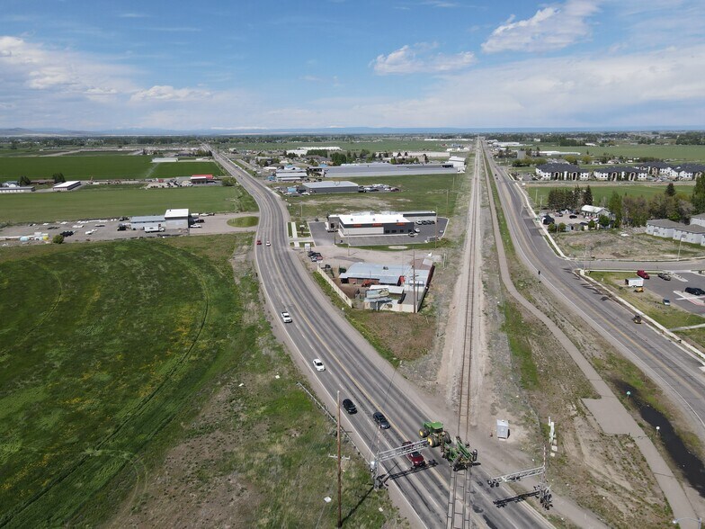 More Photos Of 870 N 2nd E, Rexburg General Retail For Lease