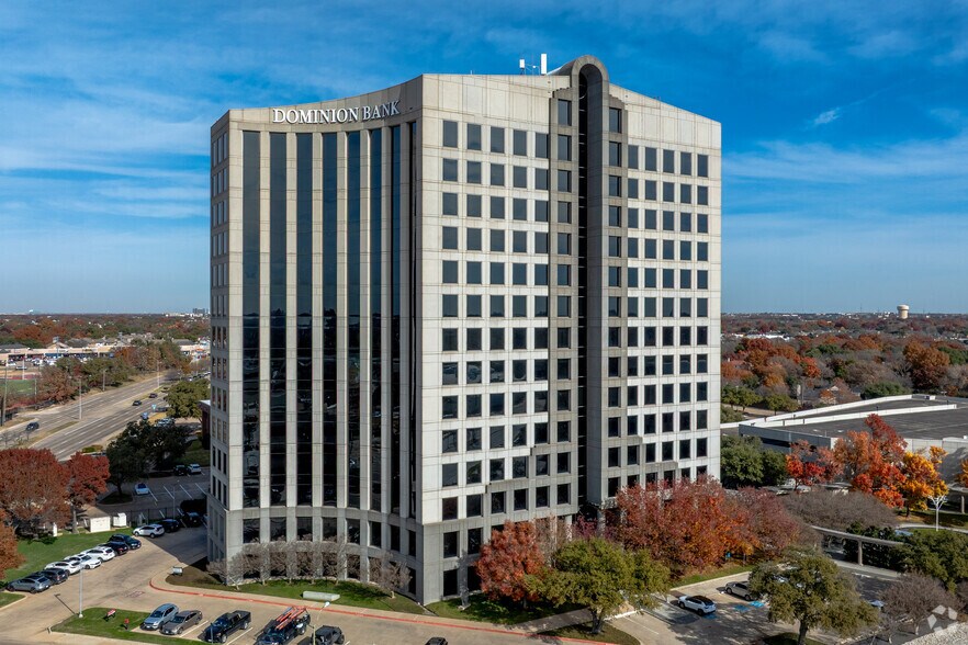 More Photos Of 17304 Preston Rd, Dallas Unknown For Lease