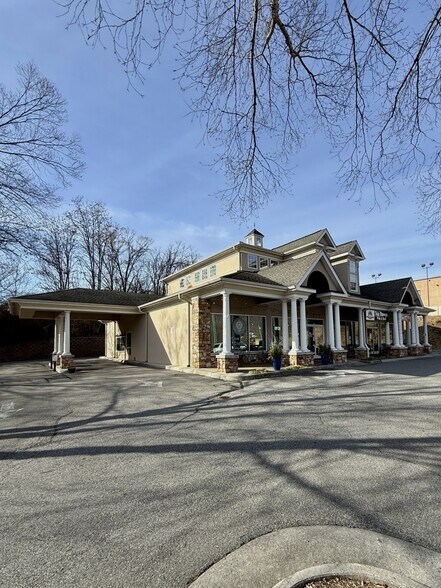More Photos Of 40 Summers Way, Roanoke Freestanding For Lease