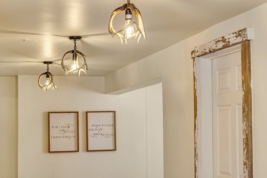 More Photos Of 27077 US Highway 50, Cotopaxi General Retail For Sale