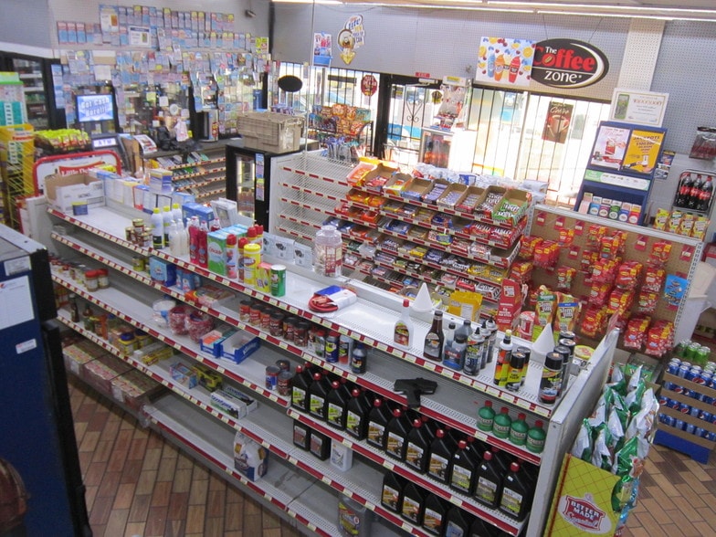 More Photos Of 2301 Lackey St, Lumberton Convenience Store For Sale