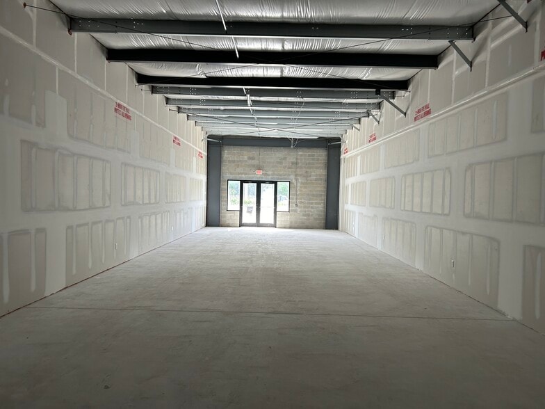 More Photos Of 9181 SW Highway 200, Ocala Unknown For Lease