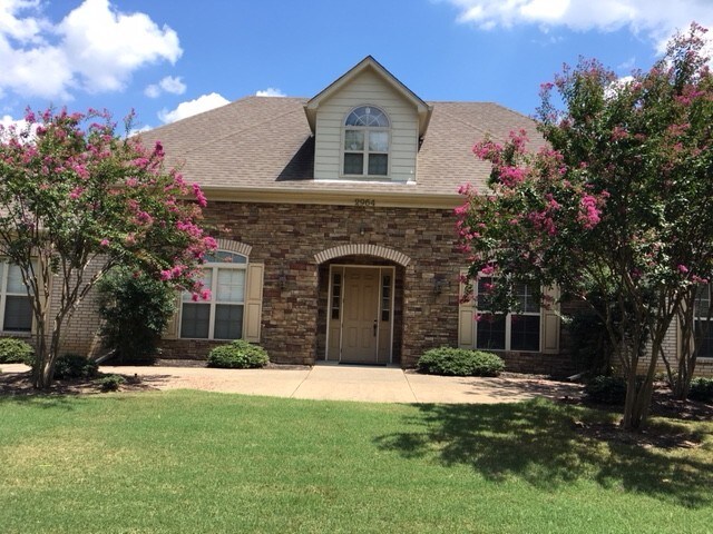 More Photos Of 2964 Ole Bartlett Ct, Memphis Office For Lease