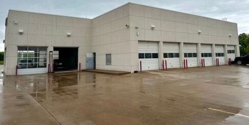 More Photos Of 220 Holiday Dr, Ardmore Auto Dealership For Sale