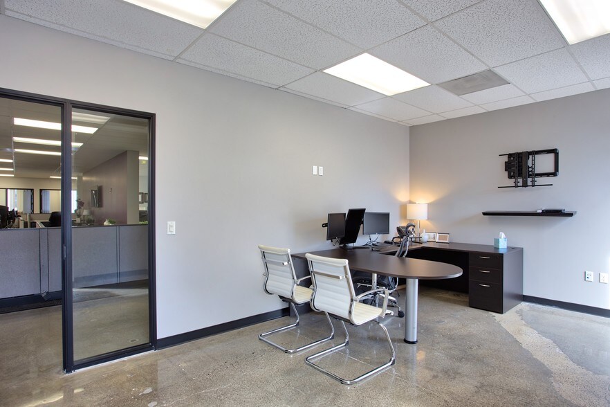 More Photos Of 19732 MacArthur Blvd, Irvine Office For Lease