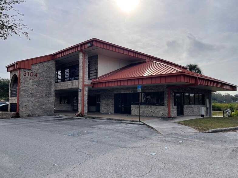More Photos Of 3102 W Waters Ave, Tampa Unknown For Lease