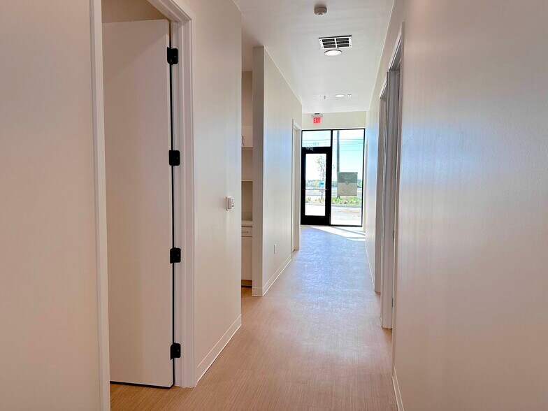 More Photos Of 1400 N Coit Rd, McKinney Medical For Sale