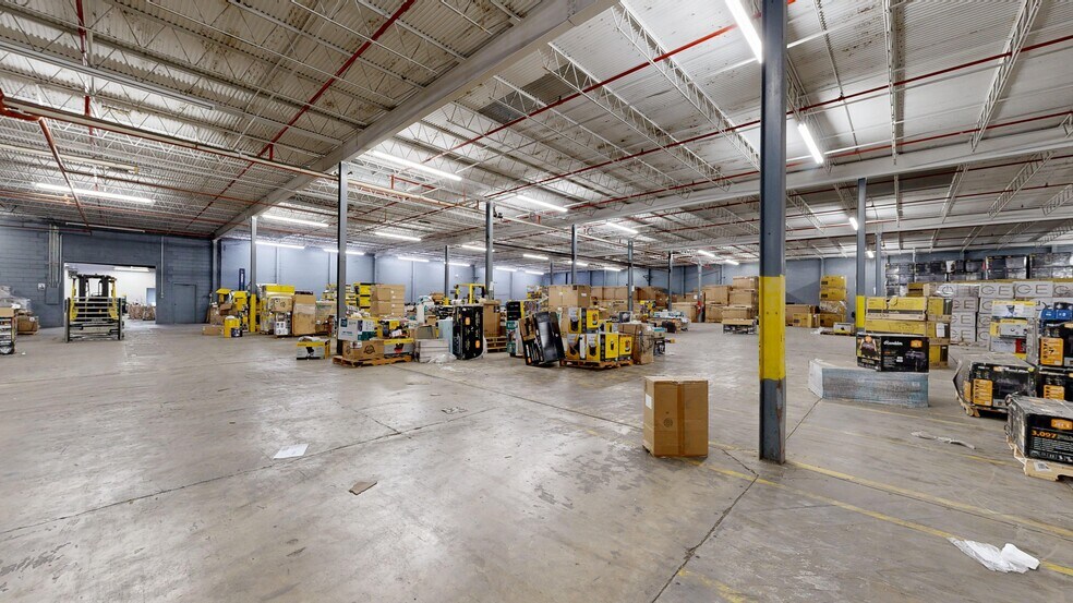 More Photos Of 1333 Belfast Ave, Columbus Warehouse For Sale