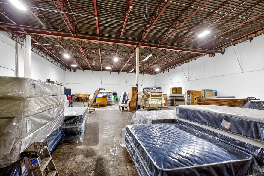 More Photos Of 124 Second St, Chelsea Warehouse For Lease