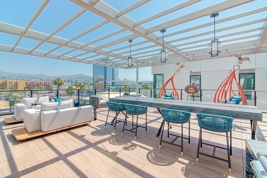 More Photos Of 6240 W Sunset Blvd, Los Angeles Apartments For Lease