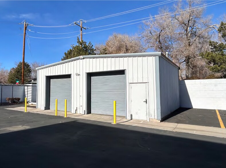 More Photos Of 40 Victorian Ave, Sparks Land For Lease