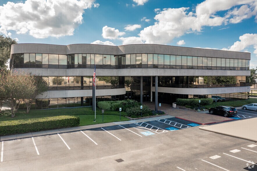 More Photos Of 16340 Park Ten Place Dr, Houston Office For Lease