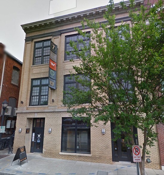 More Photos Of 7 S Laurens St, Greenville Office For Sale