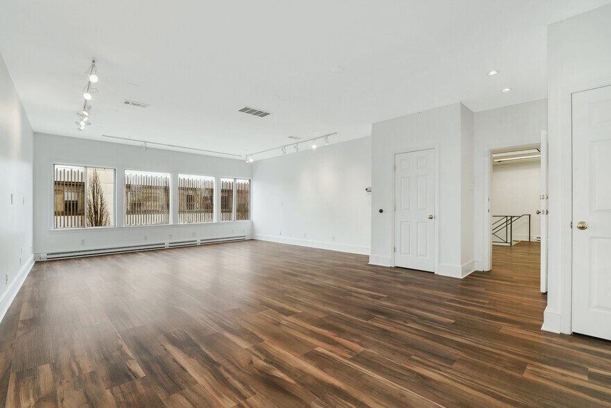 More Photos Of 107-111 Main St, New Canaan Storefront Retail Office For Sale