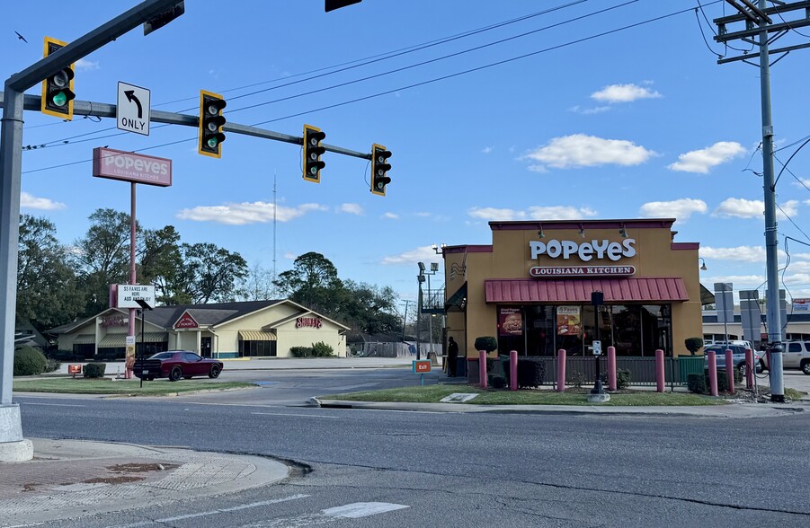 More Photos Of 1401 Lafayette St, Gretna Fast Food For Lease