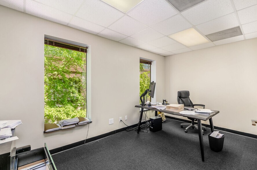 More Photos Of 503 S High St, Columbus Office For Lease