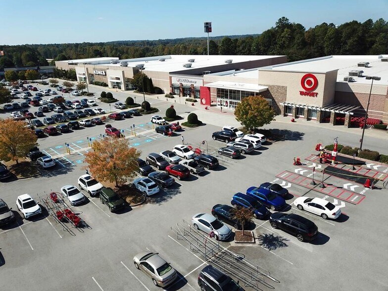 More Photos Of 5851-300 Spout Springs Rd, Flowery Branch Unknown For Lease
