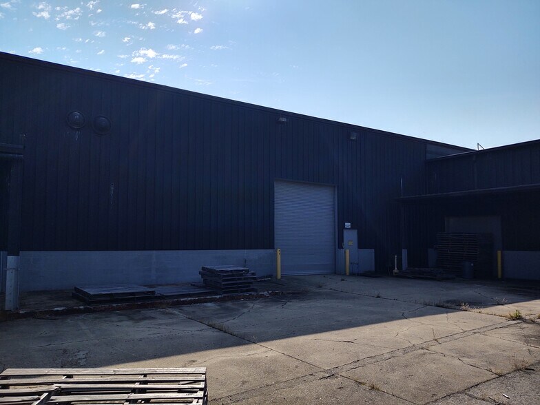 More Photos Of 1070 KY Highway 356, Cynthiana Manufacturing For Sale