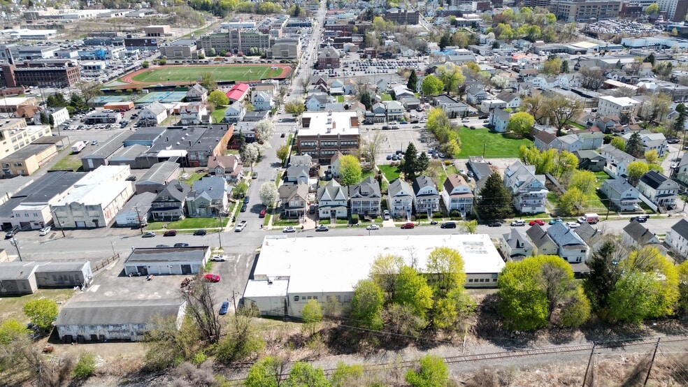 More Photos Of 943 Sanderson Ave, Scranton Warehouse For Sale