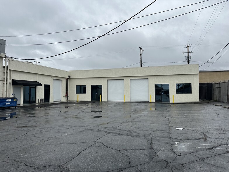 Primary Photo Of 14621 Titus St, Van Nuys Warehouse For Lease