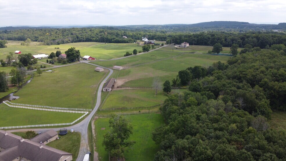 More Photos Of 261 Bullville Rd, Montgomery Horse Stables For Sale