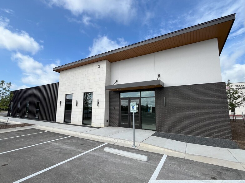 Primary Photo Of 10861 183A Toll Rd, Leander Medical For Sale