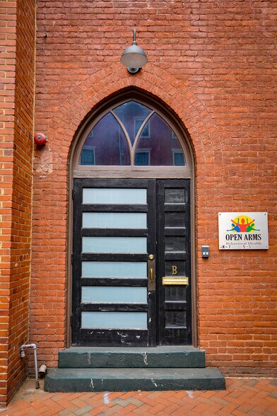 More Photos Of 104 N 19th St, Richmond Loft Creative Space For Sale