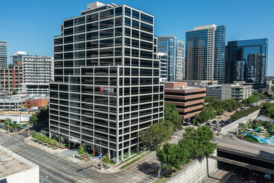 Primary Photo Of 1845 Woodall Rodgers Fwy, Dallas Office For Lease