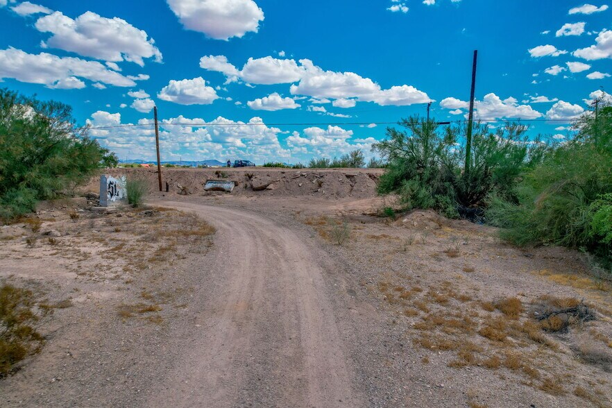 More Photos Of W Pima st, Gila Bend Land For Sale