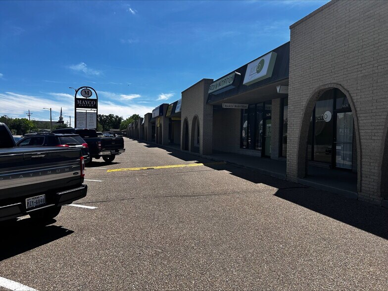 More Photos Of 3410-3454 S Western St, Amarillo Storefront For Lease