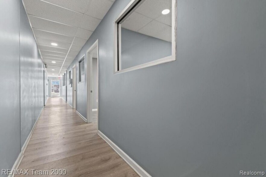 More Photos Of 5153 S Beech Daly St, Dearborn Heights Coworking Space