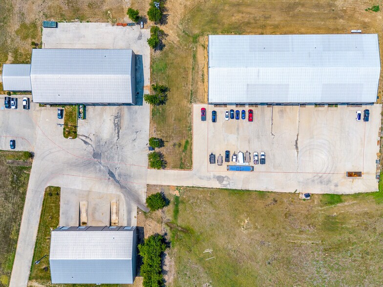 More Photos Of 1635 N FM 156, Ponder Unknown For Lease