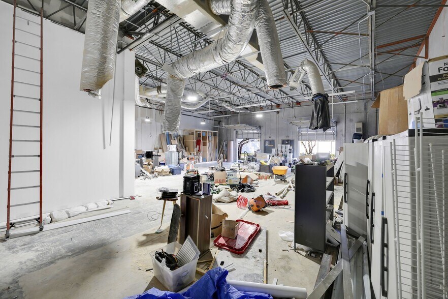 More Photos Of 11931-11971 NW 37th St, Coral Springs Warehouse For Sale