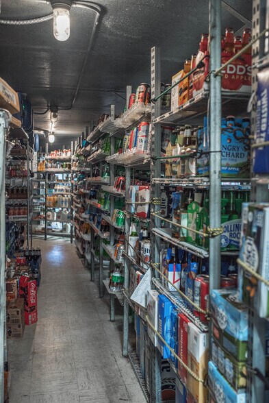 More Photos Of 22732 US-53 Hwy, Ettrick General Retail For Sale