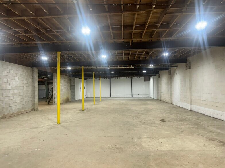 More Photos Of 1554 Juniper St, Norfolk Service For Lease