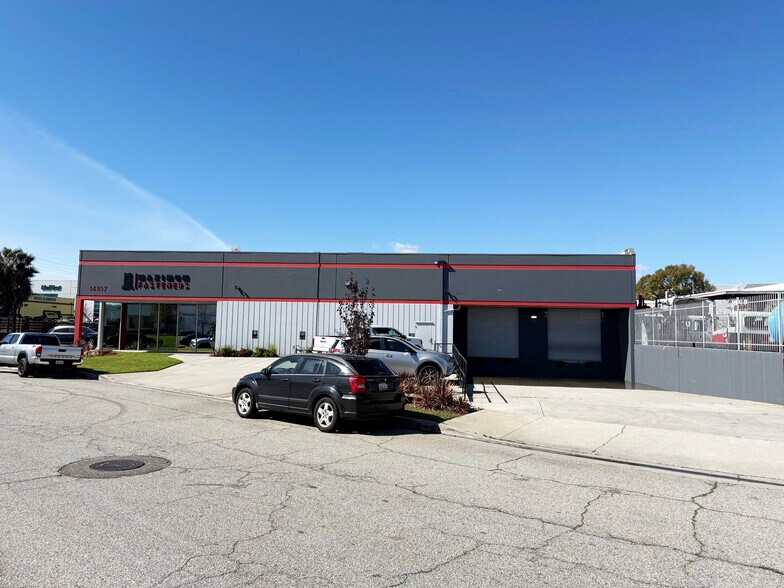 Primary Photo Of 14107 Dinard Ave, Santa Fe Springs Warehouse For Lease