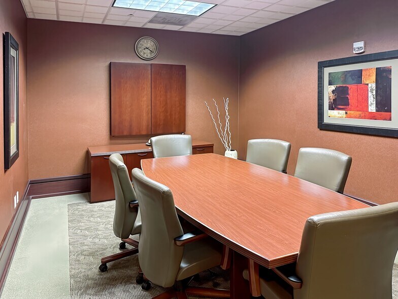 More Photos Of 6303 Waterford District Dr, Miami Coworking Space