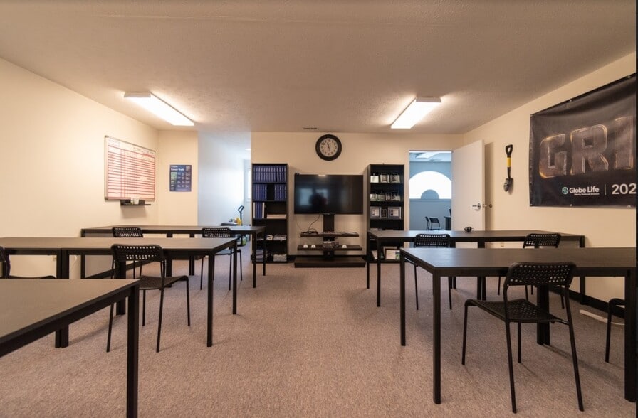 More Photos Of 6408 Brookstone Ln, Fayetteville Medical For Lease