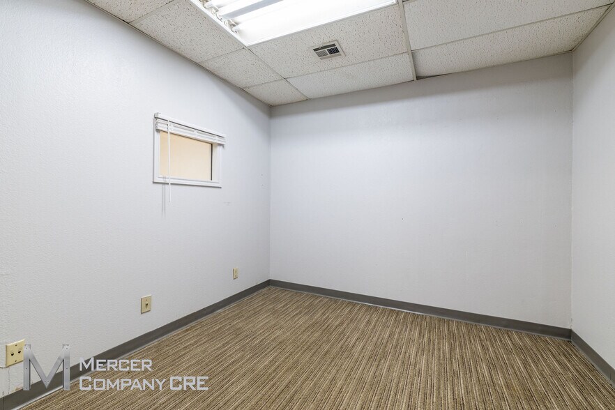 More Photos Of 717 Evergreen St, Edmond Service For Sale