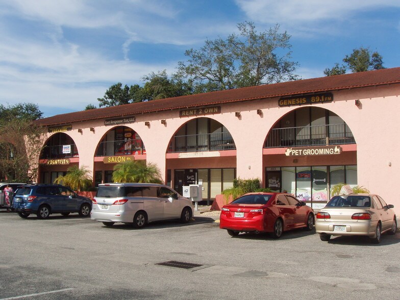 More Photos Of 401-445 W Vine St, Kissimmee Freestanding For Sale